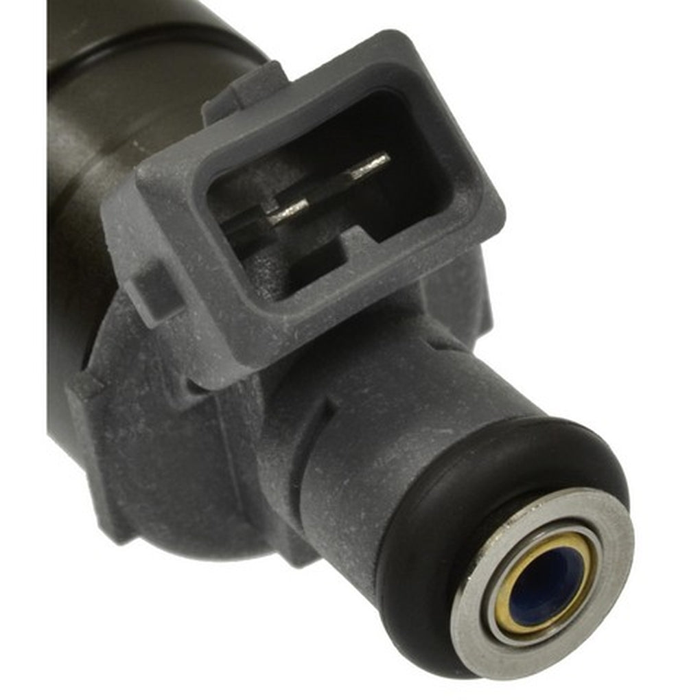 Standard FJ682 Fuel Injector MFI